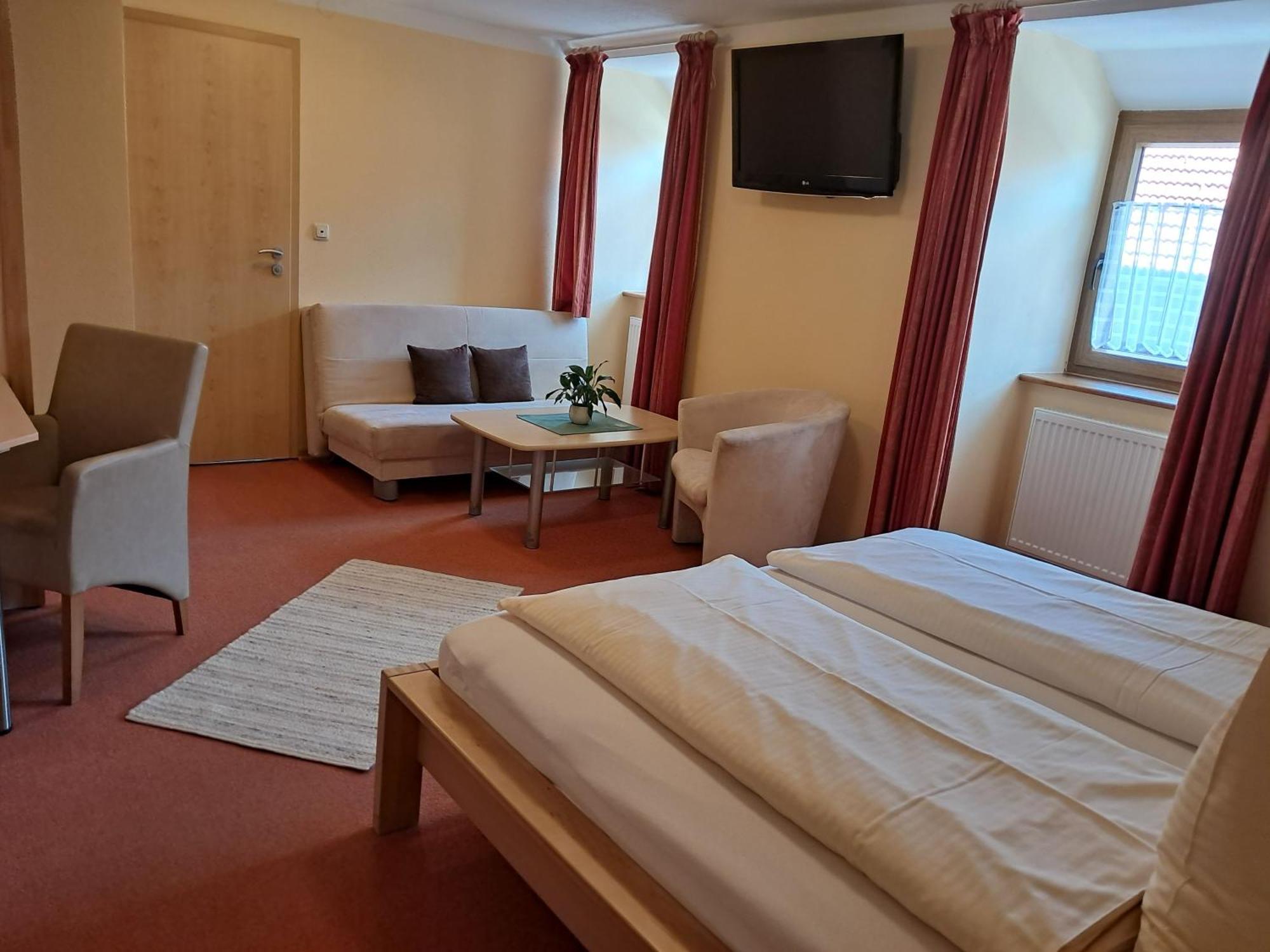 Hotel Garni Edelweiss Siegsdorf Zewnętrze zdjęcie